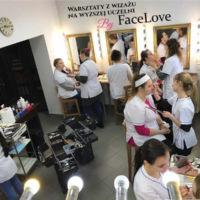 Wyższa Szkoła im. Tyszkiewicza - zajęcia z wizażu